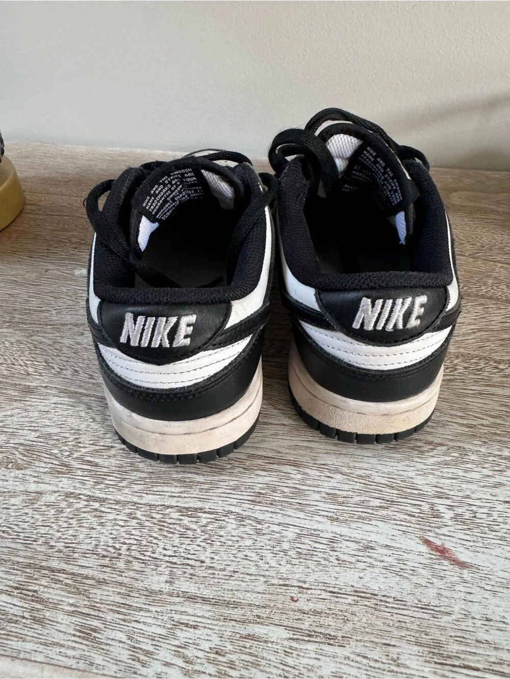 Nike kids Black and White Low-Top Sneakers